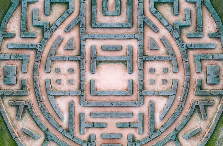 Tornare indietro o andare avanti | Articolo di Franco Bottalo - Tao Alchemy